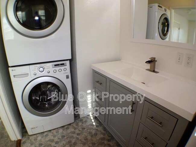 Building Photo - 1804 Citrus Ave