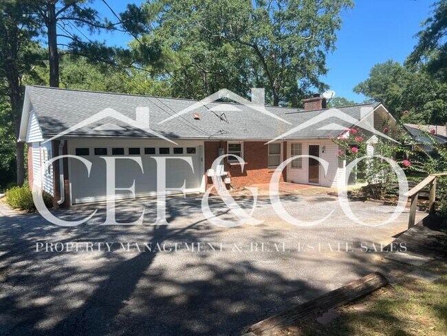 Building Photo - 308 Pine Lake Ct