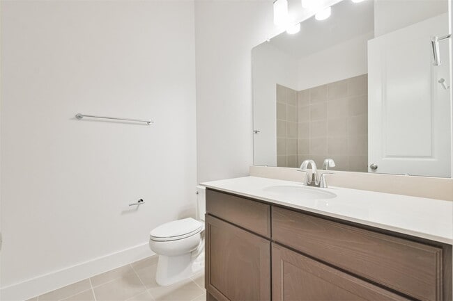 Building Photo - 7216 Stillmeadow Grv Dr