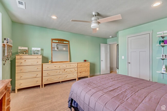 Building Photo - 14409 S Oakfield Way