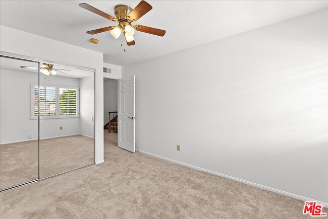 Building Photo - 6911 Sunset Ridge Ct
