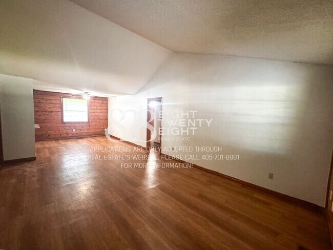 Building Photo - *AVAILABLE NOW!* 2 BED/1 BATH COZY LOG CABIN DUPLEX IN NOBLE, OK!