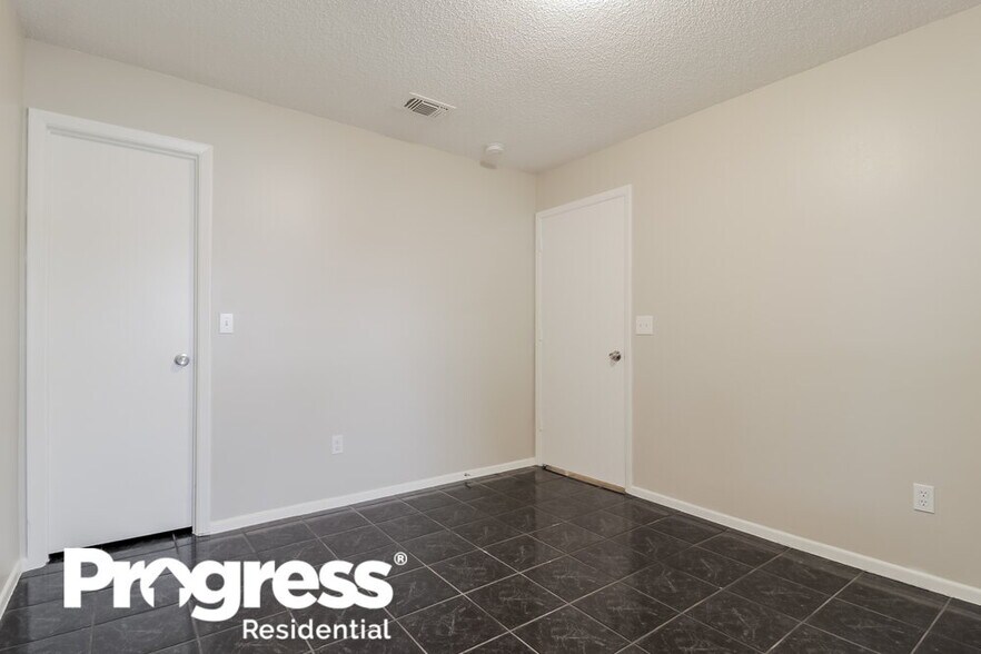 Building Photo - 3517 Buffam Pl