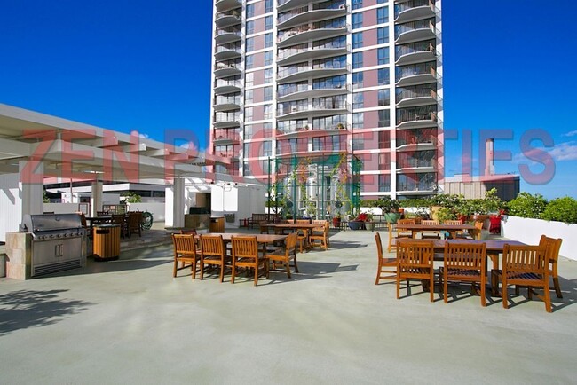 Building Photo - fully furnished 1/1/1 condo at Harbor Squa...