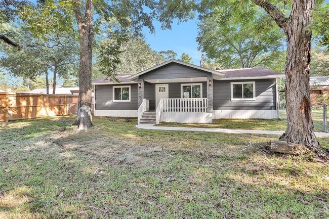 Primary Photo - 26424 Leisure Ln