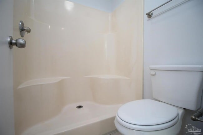Building Photo - 7679 Old Hickory Dr