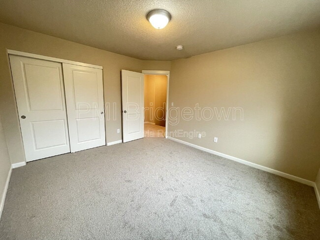 Building Photo - 14815 SE Rupert Dr