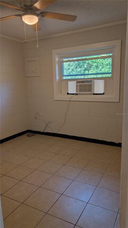 Building Photo - 738 E Minneola Ave