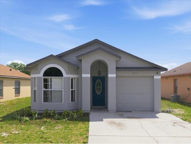 Building Photo - 1537 Ridge Pointe Dr