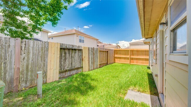 Building Photo - 4226 Richmeadow Dr