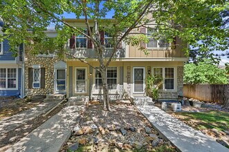 Building Photo - $2,470.95, 2 Bed, 2.5 bath Townhome in Centennial with in unit Laundry!