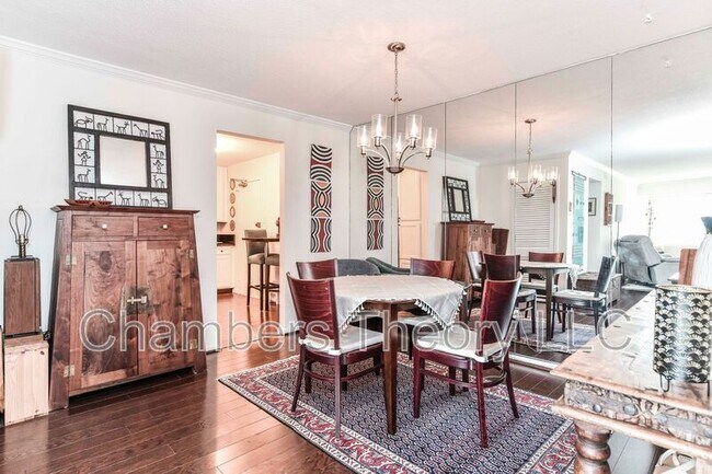 Building Photo - 1300 Army Navy Dr