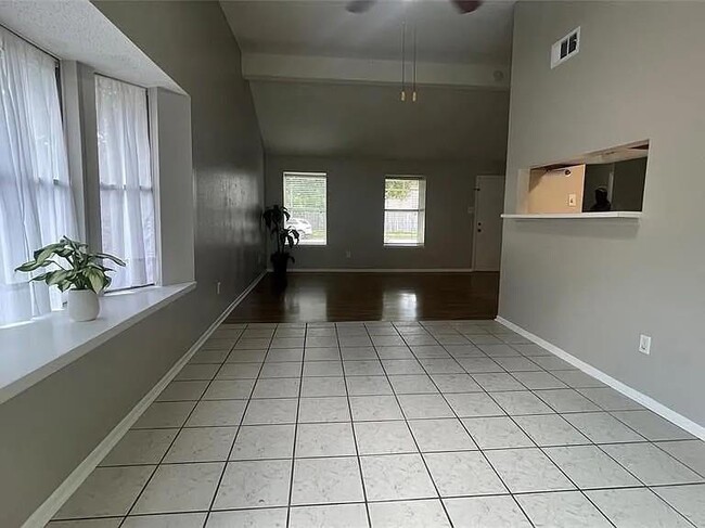 Building Photo - 3110 Rocky Crest Dr