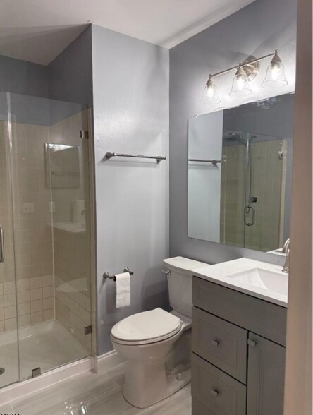 Building Photo - 3214 Winder Dr