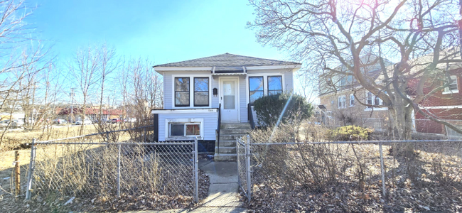 Primary Photo - 1309 W 110th Pl