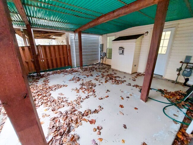 Building Photo - Charming and Updated 3BR/2.5BTH townhome in desirable Germantown, MD