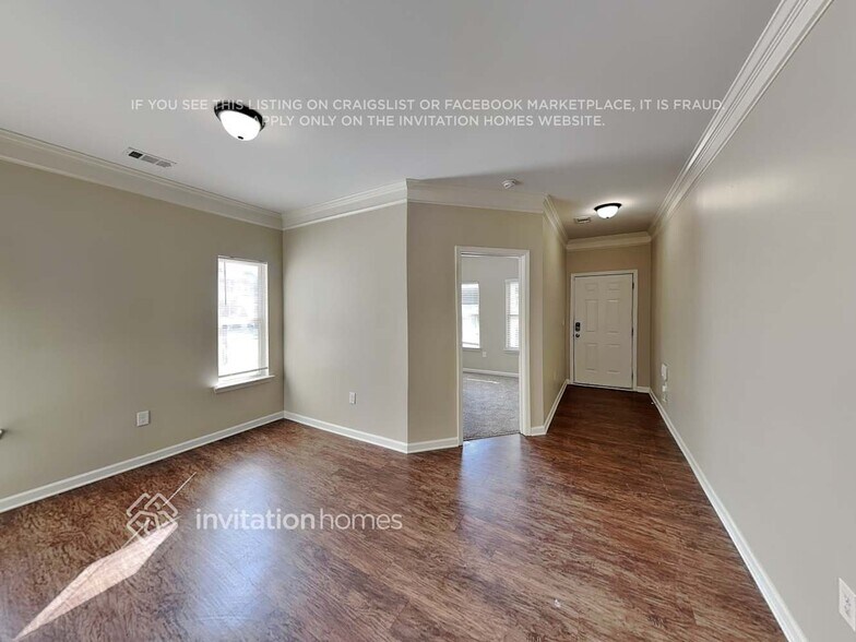 Building Photo - 3160 Franklin St