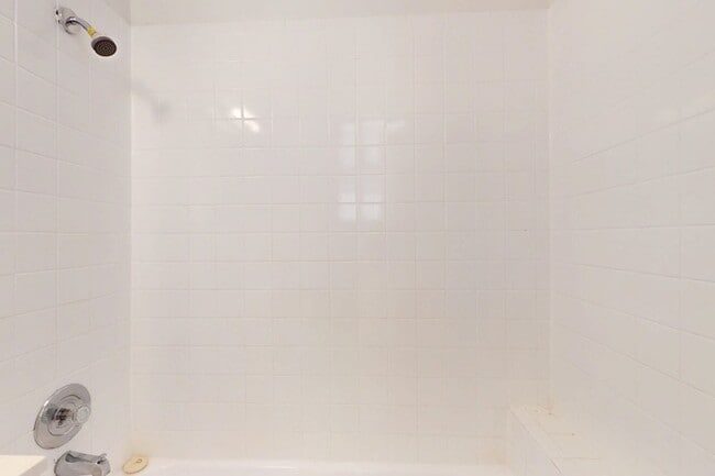 Floorplan - 5474-5480 S. Hyde Park Boulevard