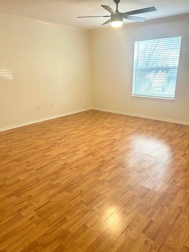 Building Photo - 1832 Shay-Lin Ct