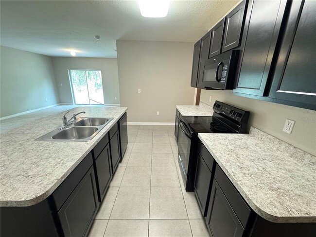Building Photo - 1018 Ashentree Dr