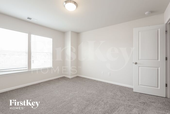 Building Photo - 600 Okame Ct