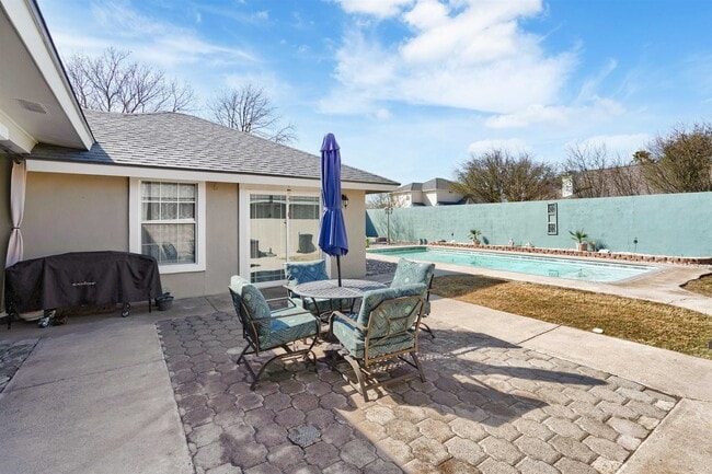 Building Photo - 308 Boulder Ridge Dr