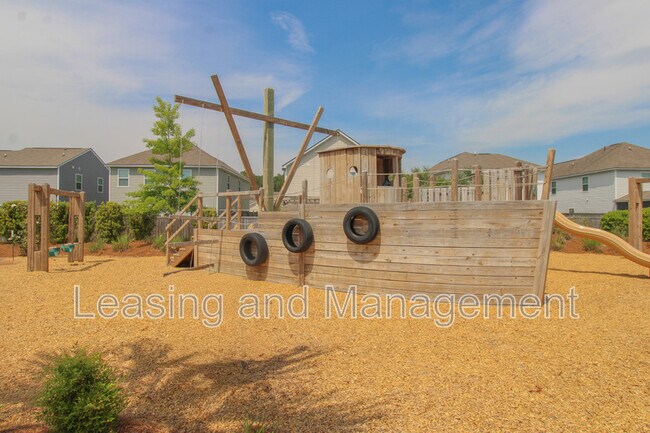 Building Photo - 150 Daniels Creek Cir