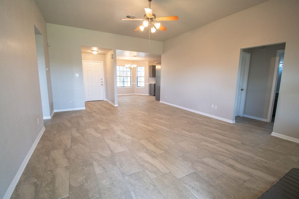 Living area - 5302 Leadville Dr