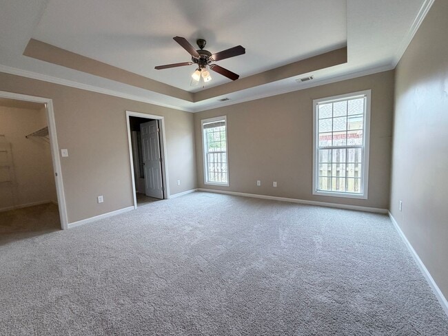 Building Photo - You've Found It! Split floor plan, fenced yard, extra storage