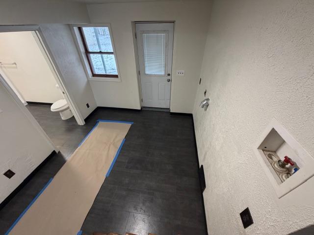 Building Photo - 10 Fruitland Dr