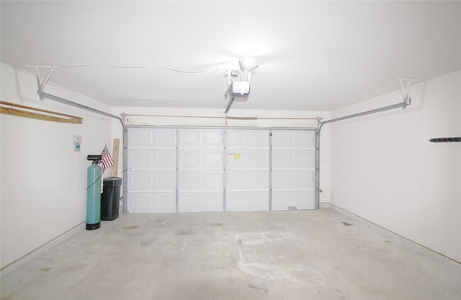 Building Photo - 21611 Britton Hill Way