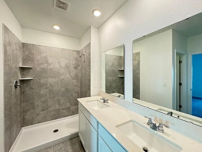 Building Photo - 2343 Burney Fls Ln