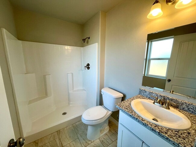 Building Photo - Cute home built in 2023 with garage and la...