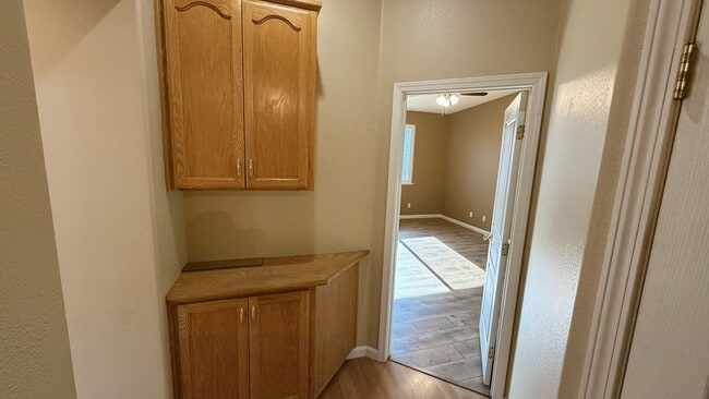 Building Photo - Single-Story Home for Lease – Manteca