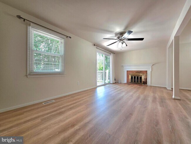 Building Photo - 2901 Piney Grove Ct