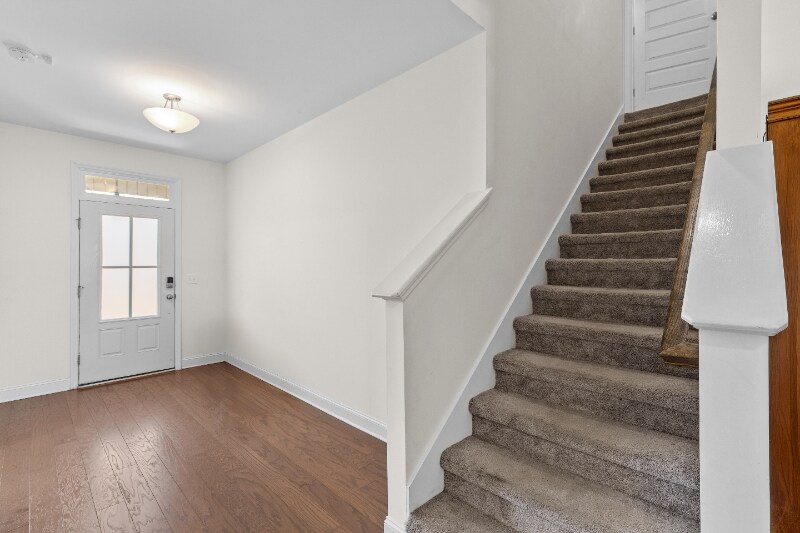 Building Photo - 11006 Thorne Dr