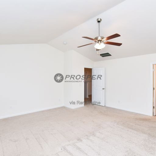 Building Photo - 248 Elmhaven Dr