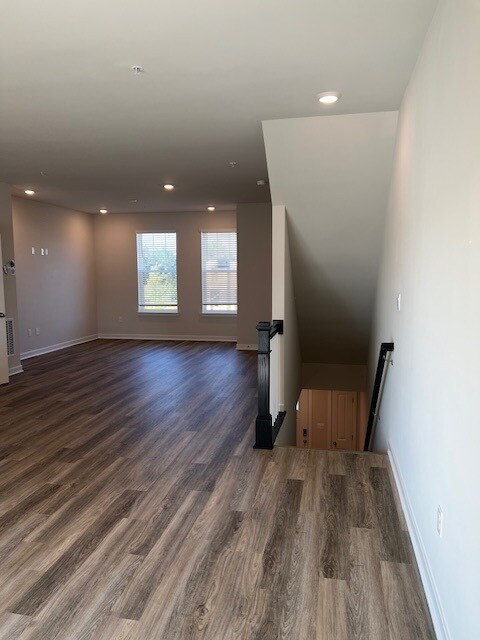 Building Photo - 7402 Calm Retreat Blvd