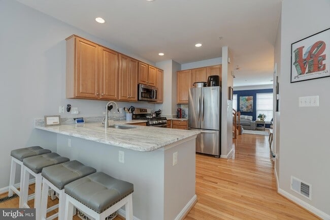 Building Photo - 164 Comay Terrace