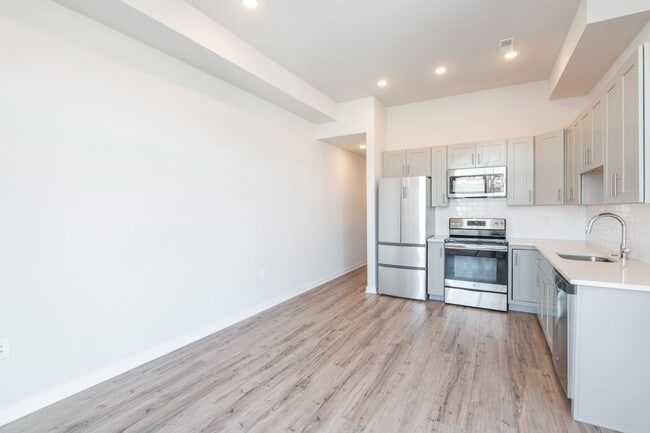 Primary Photo - 1143 N 3rd St