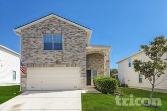 Building Photo - 2910 Candleside Dr