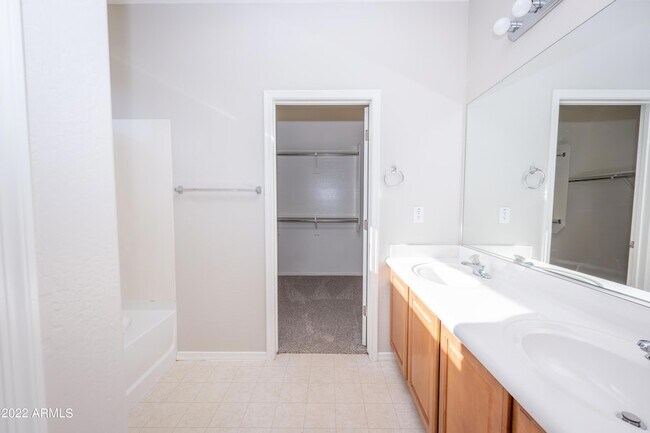 Building Photo - 3862 W Ashton Dr