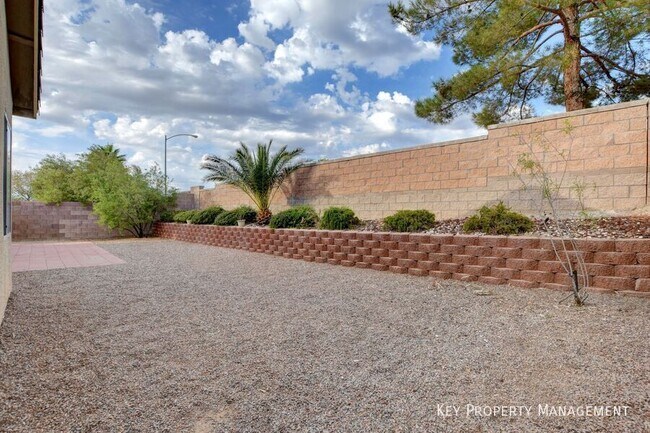 Building Photo - 2294 Tedesca Dr