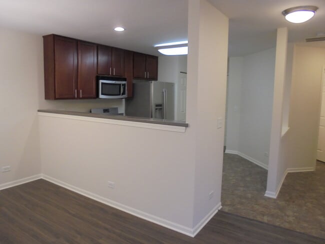 Building Photo - 32454 Rushmore Ave
