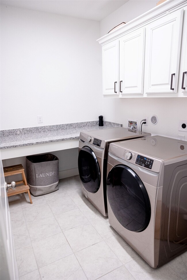 Building Photo - 4714 Cold Stream Ct