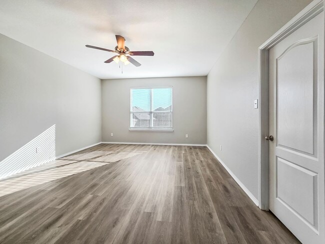 Building Photo - Charming 5BR/3.5BA Home with Two Primary Suites & Game Room in Northwest ISD