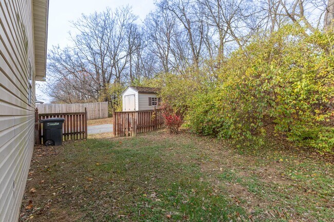 Building Photo - 3 bed, 2 bath, Rancher in Martinsburg, WV