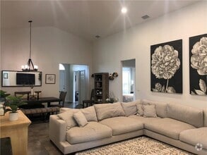 Building Photo - 1739 Berkshire Cir SW