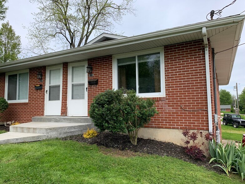 Primary Photo - 618 N Ohio St