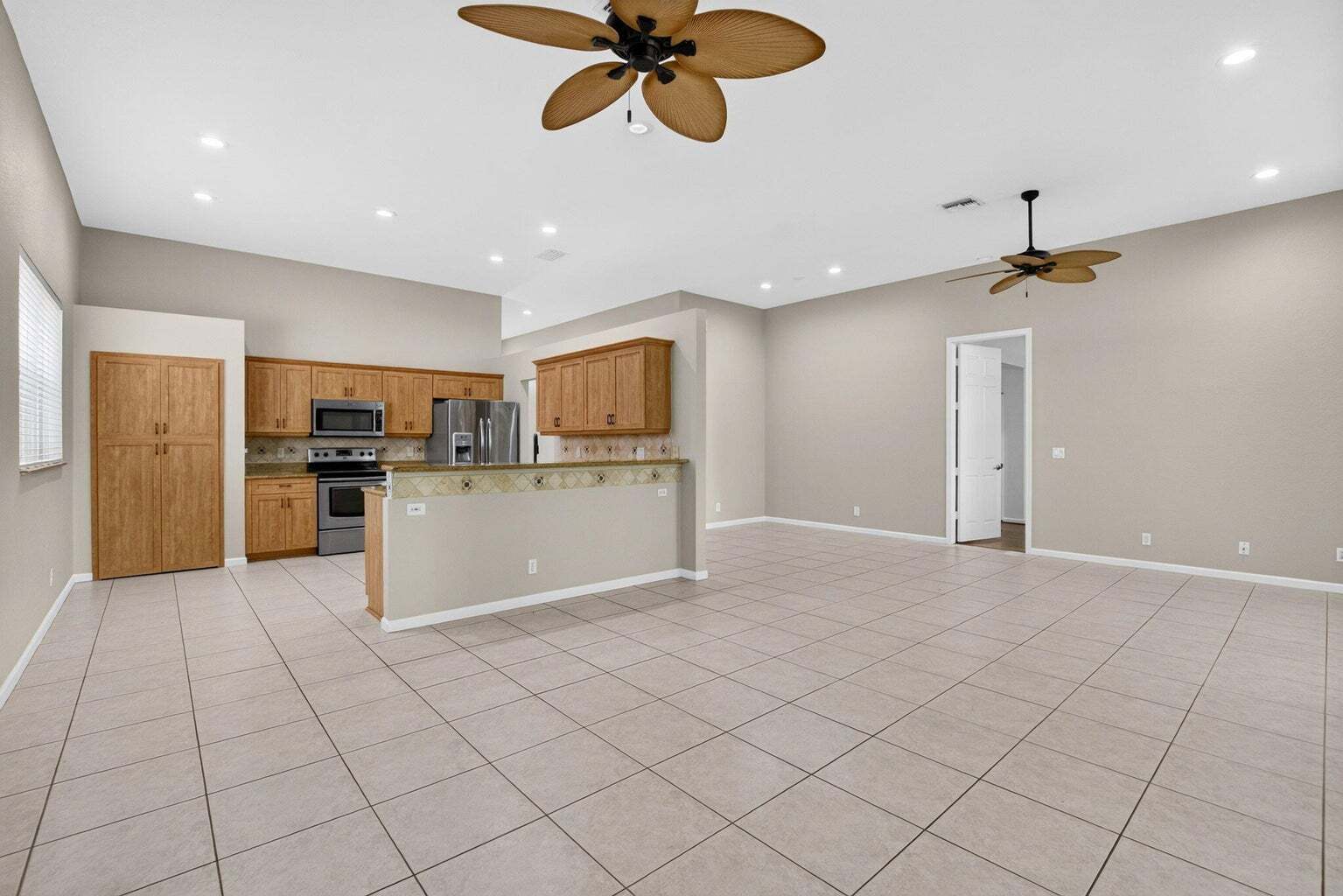 Building Photo - 5346 Vallejo Ter